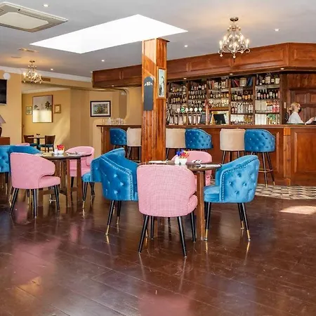 Hotel Danby 3*