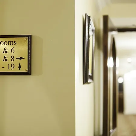 Hotel Danby 3*